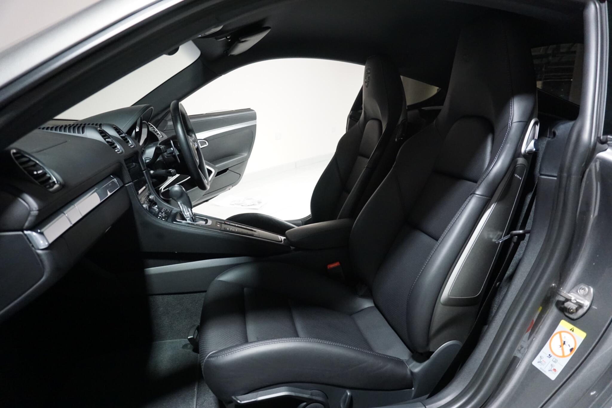 Porsche 718 Cayman 2.0T Style Edition Coupe 2dr Petrol PDK Euro 6 (s/s) (300 ps)